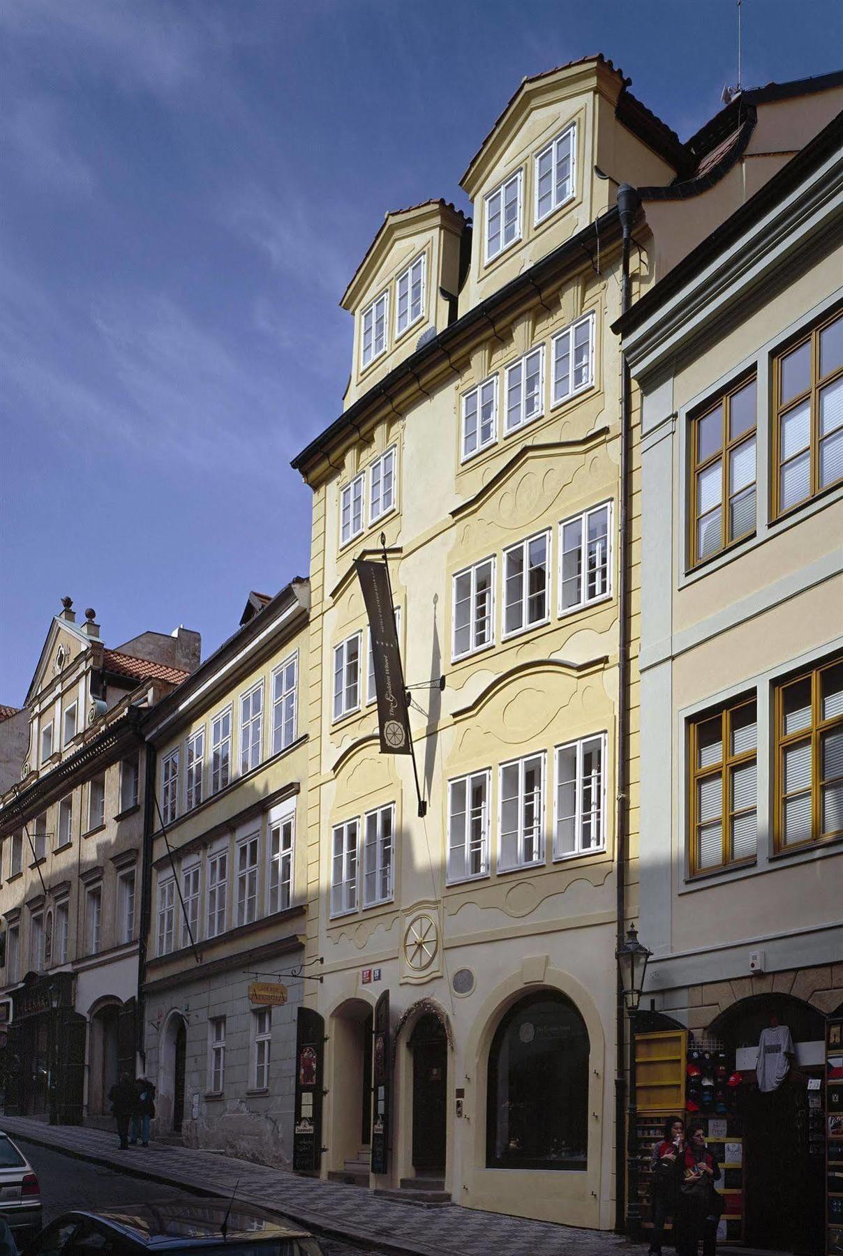 The Golden Wheel Hotel Prague Exterior photo